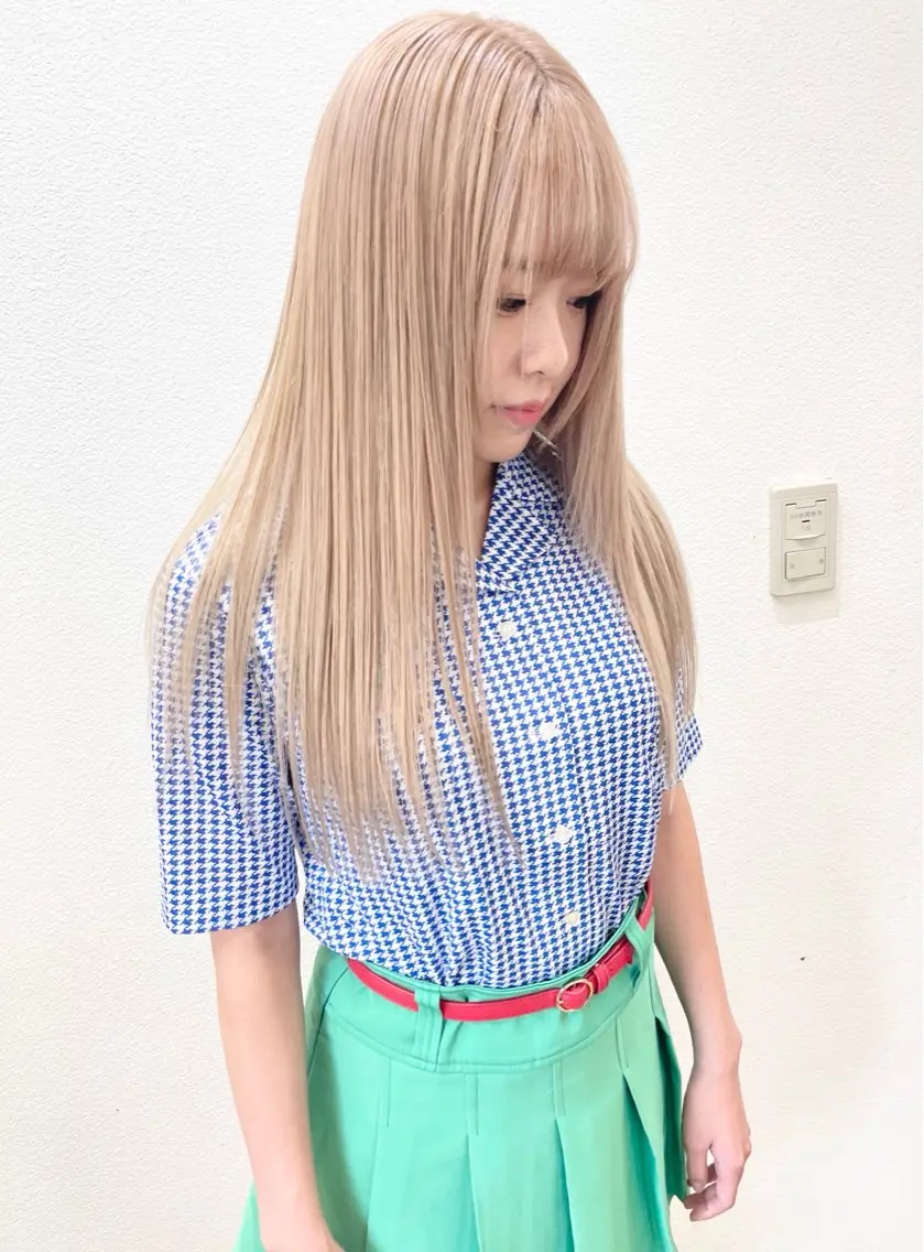 カラー ンジハ えみのヘアスタイル