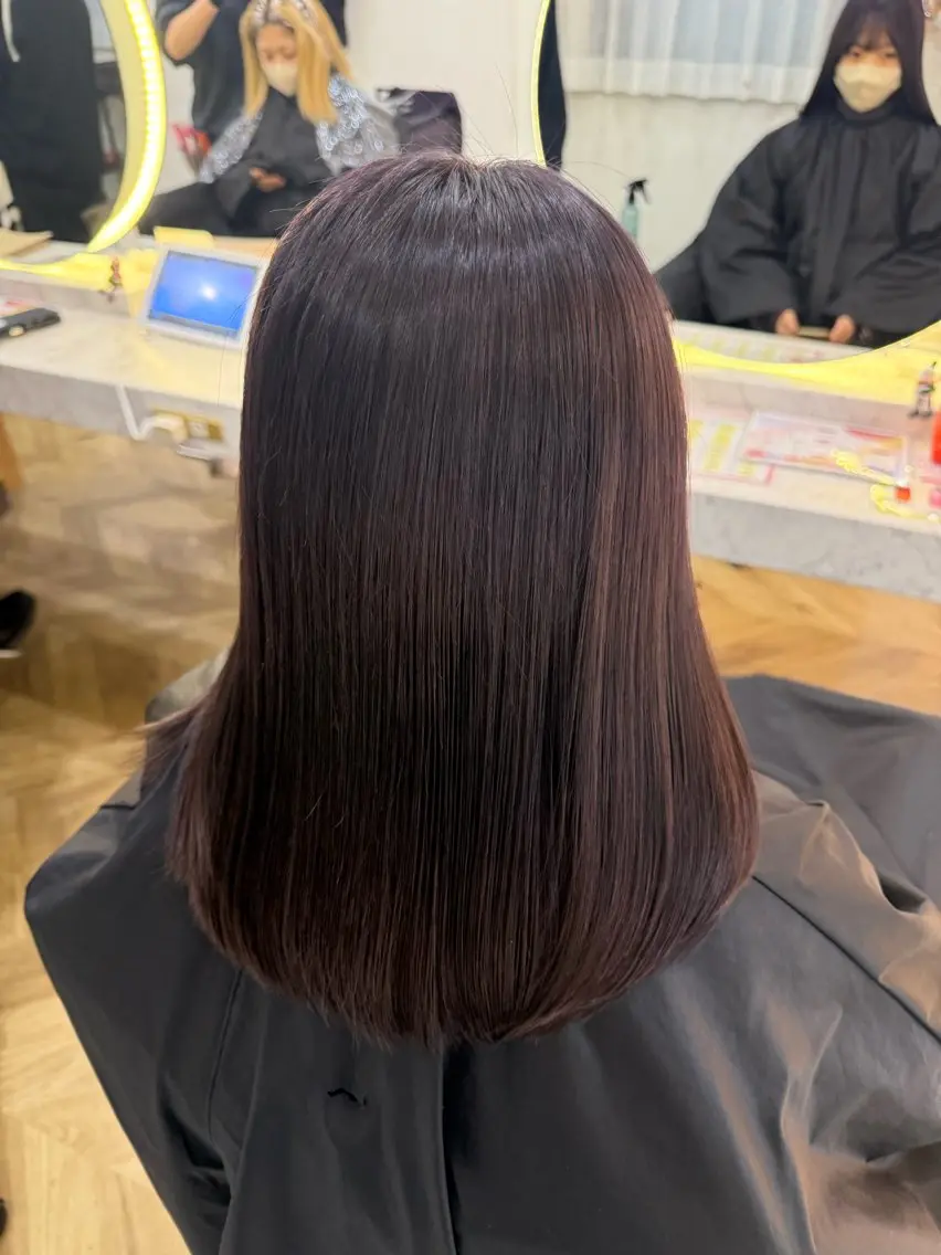 セミロング ヘアカラー 小林 美月  透明感カラーのヘアスタイル