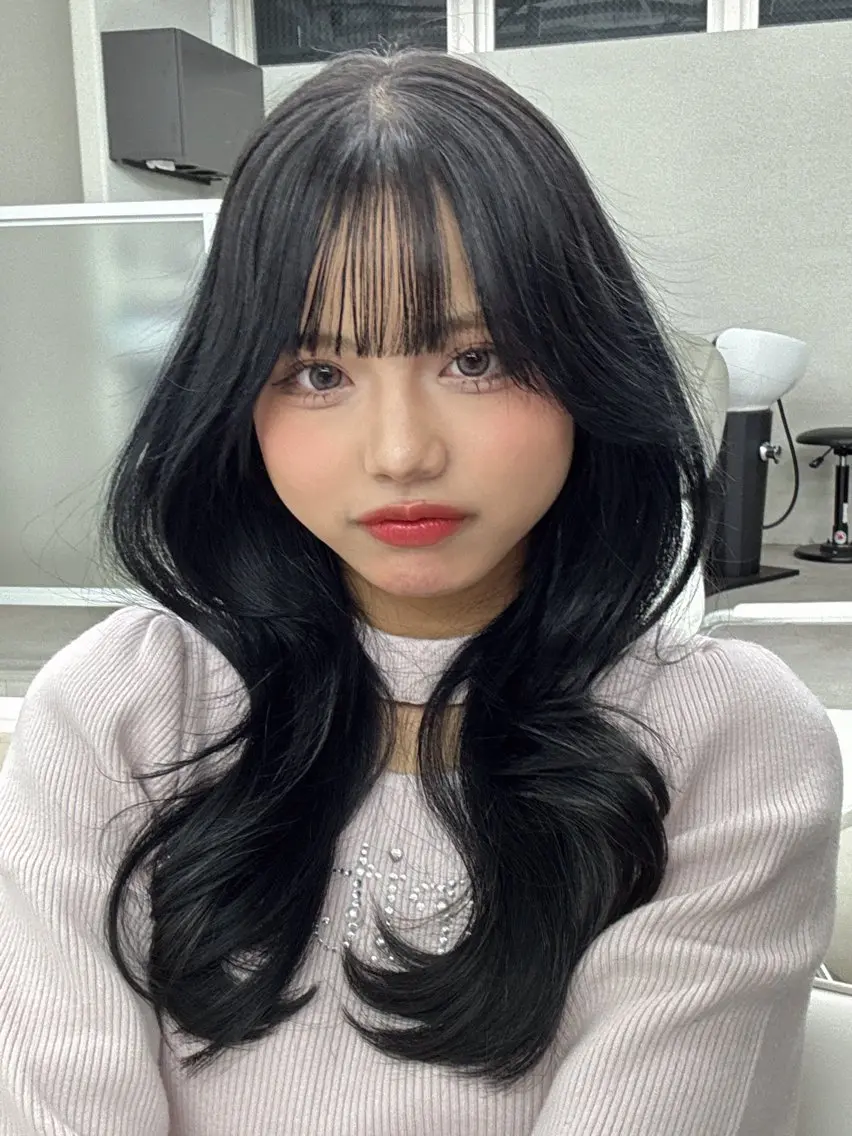 セミロング のり🐼顔まわり/ 韓国/レイヤーカットのヘアスタイル