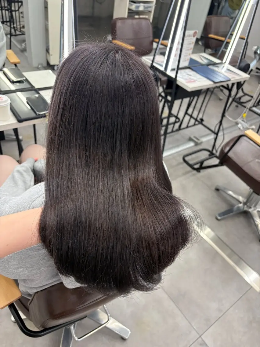 ミディアム カラー ヘアカラー トリートメント Hina🫧透明感 /上品/モテ🫧のヘアスタイル