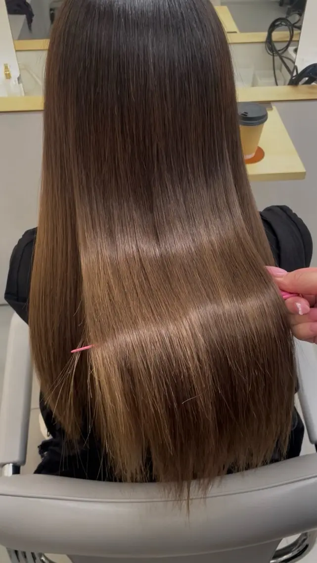 ロング トリートメント 湯浅 葵のヘアスタイル