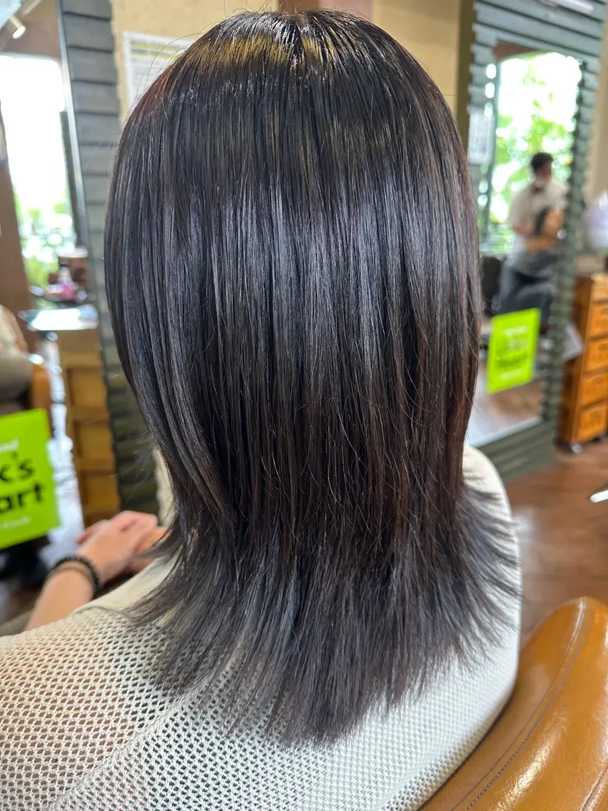 ミディアム カラー 新田 甲のヘアスタイル