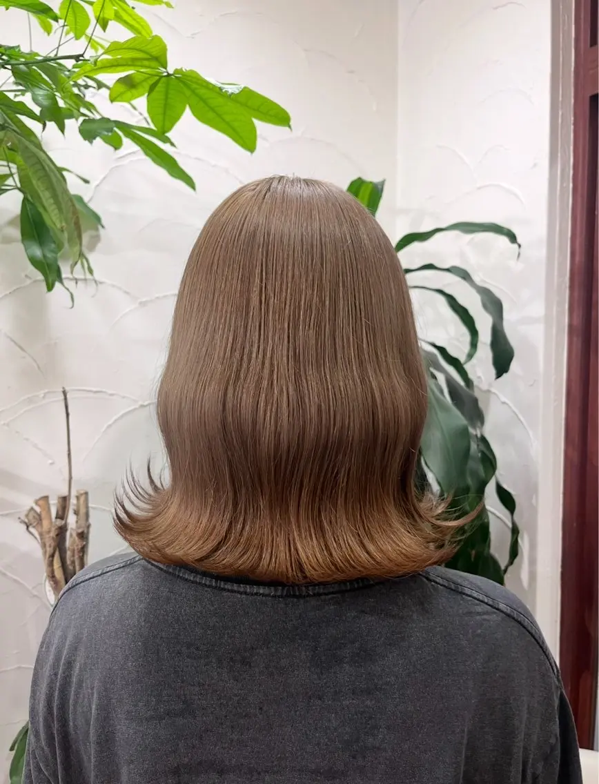 ミディアム 角田 満帆のヘアスタイル