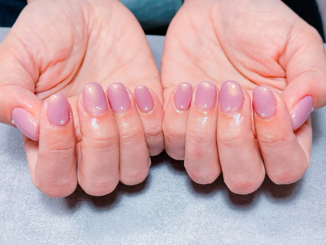 ネイル チークネイル ジェルネイル ハート 韓国ネイル マグネットネイル ハンドネイル ハンドケア 💫ゆか_ Nailartistのネイルデザイン