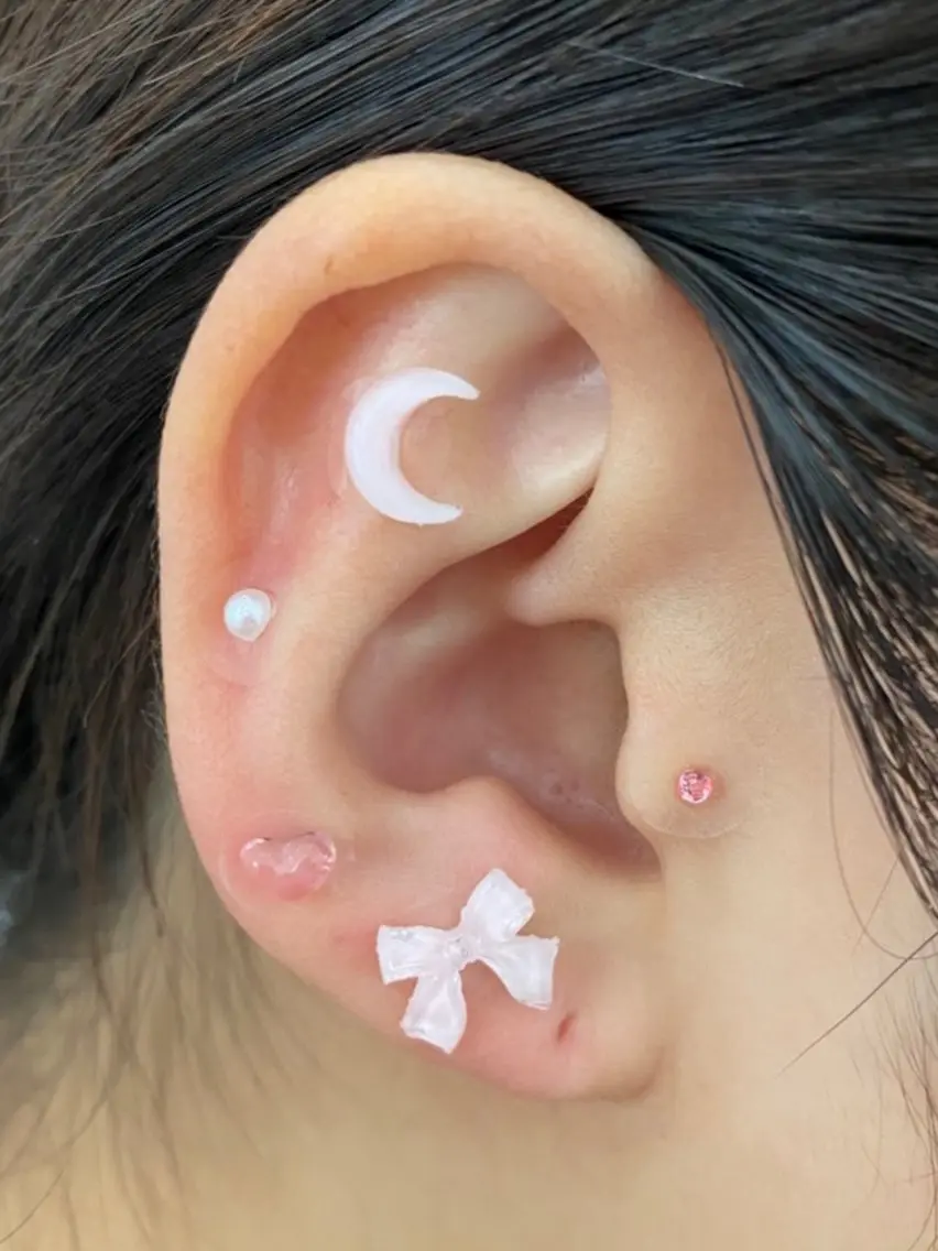 耳つぼジュエリー💎両耳あわせて10粒の写真