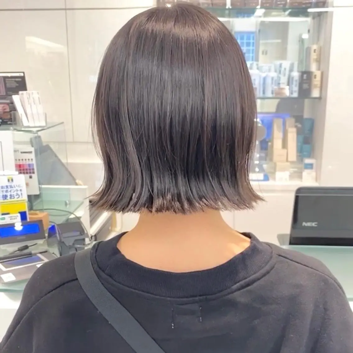 ショート カラー ヘアアレンジ KONOMI スタイリストのヘアスタイル