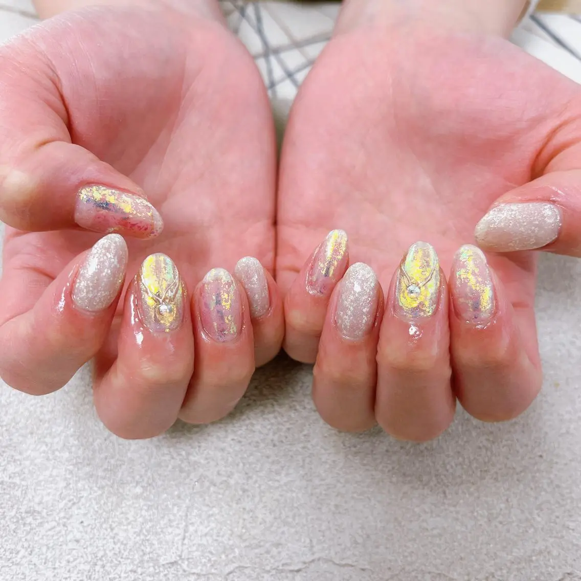 ネイル オーロラネイル フラワーネイル フットネイル フレンチネイル ジェルネイル mogunail &blowのネイルデザイン