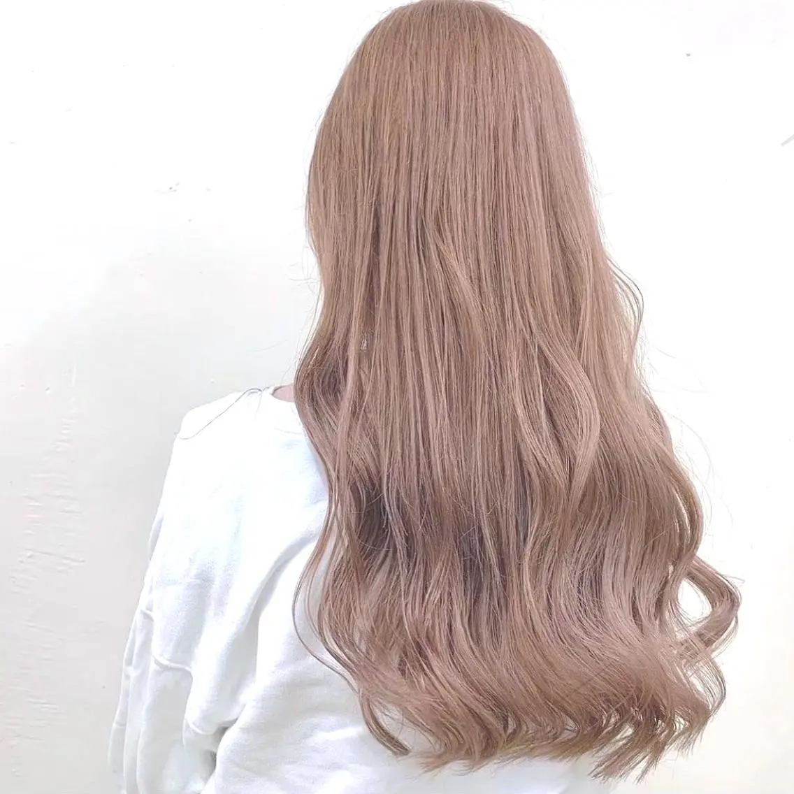 ロング カラー ヘアアレンジ ブリーチカラー 🩵MIZUKIのヘアスタイル