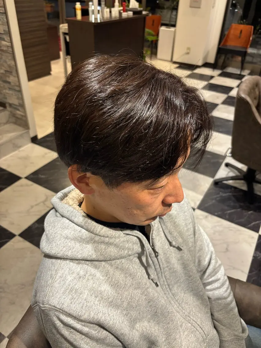 ショート メンズ 秋山 真央のヘアスタイル