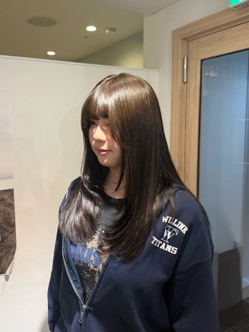 ロング カラー 透明感カラー 顔まわりレイヤー 顔周りカット レイヤーカット カット ヘアカラー yutaka/透明感 カラー/髪質改善🤎のヘアスタイル