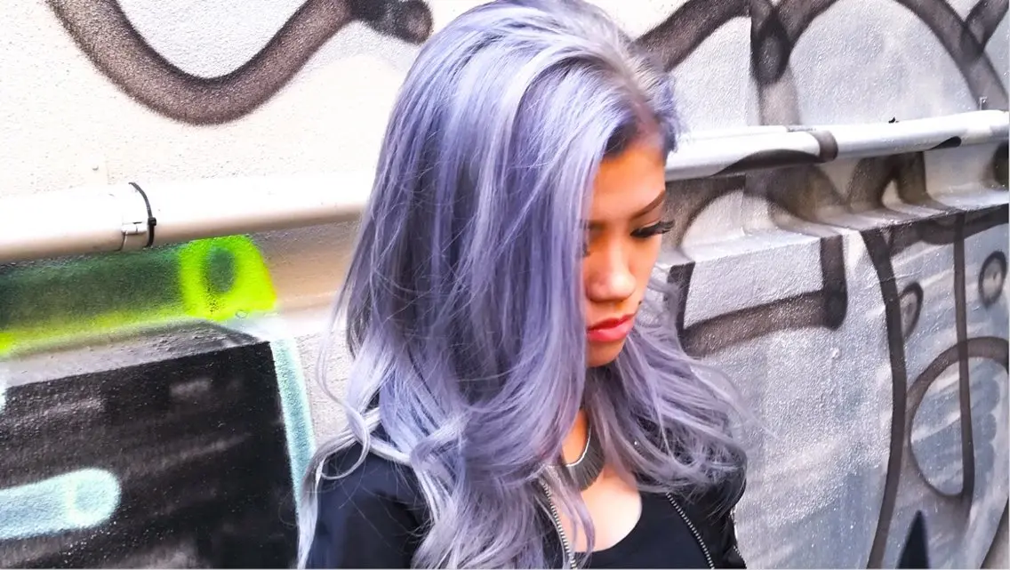 セミロング カラー ブリーチ ダブルカラー 東心斎橋☆豆柴 🐾倶楽部のヘアスタイル