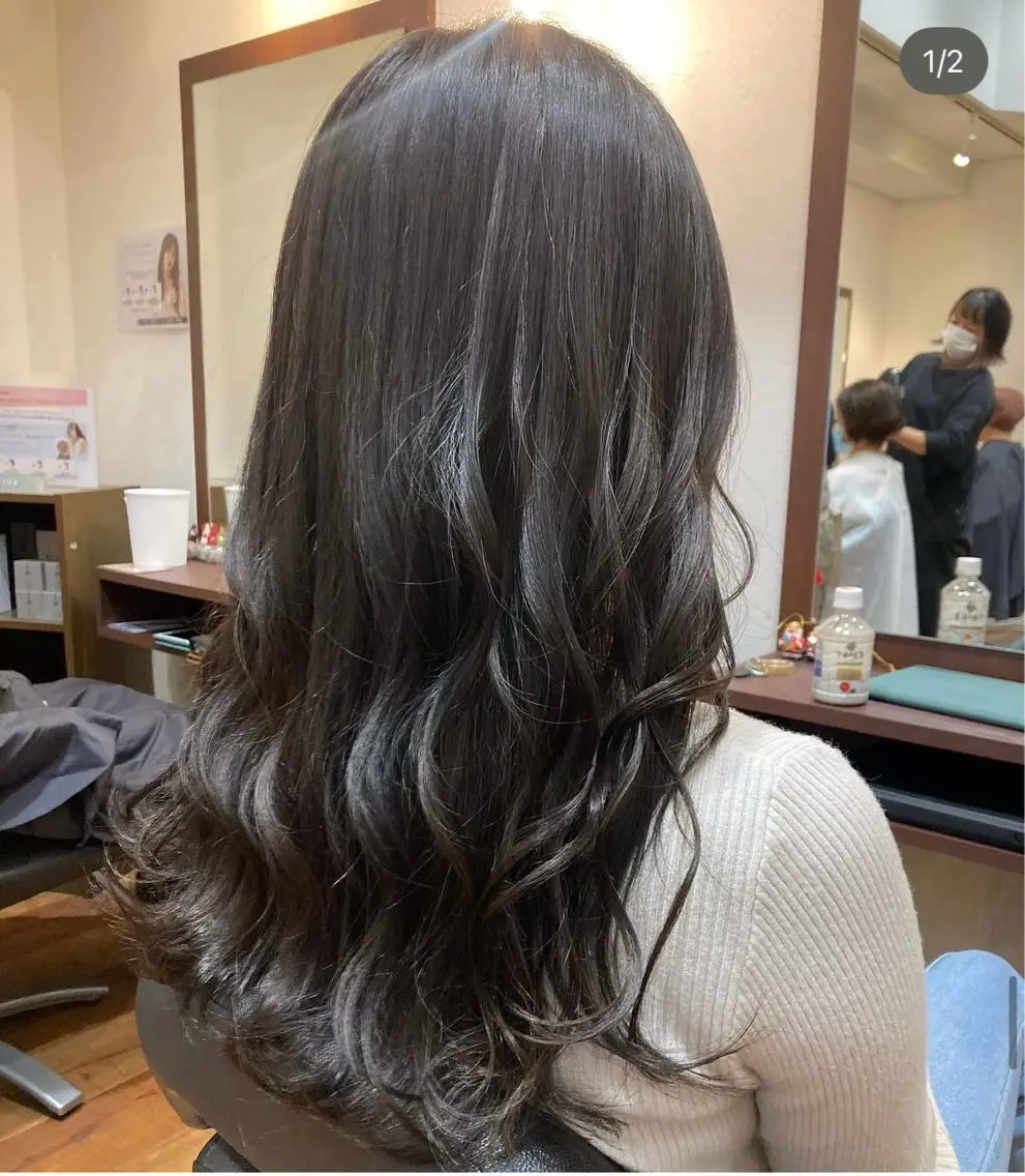 ロング MOLLA ✂️辻桃加のヘアスタイル