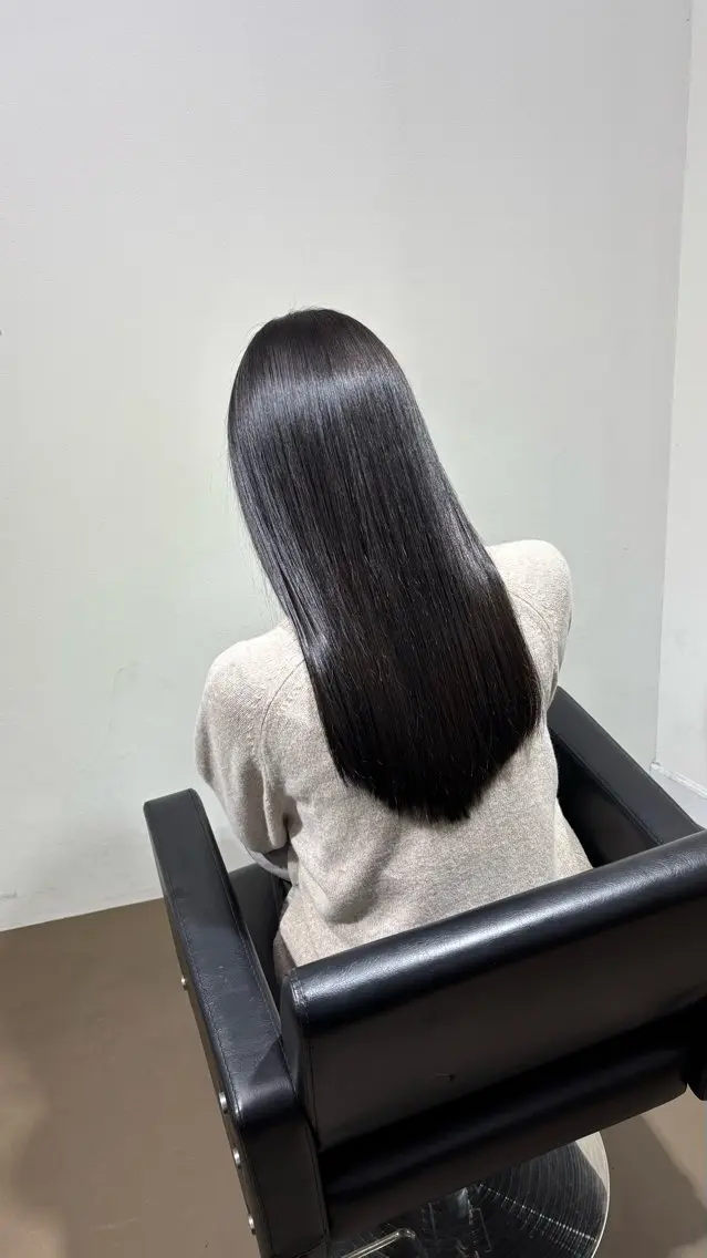 ロング ヘアカラー 縮毛矯正 【ioe 岡本】 🎀NOKO🎀のヘアスタイル