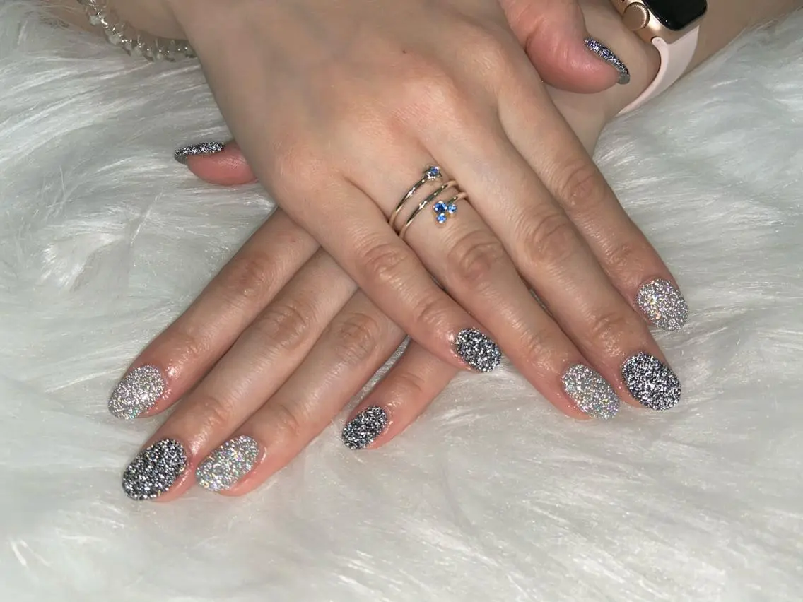 ネイル Miki 本町駅｜💅‎🤍のネイルデザイン