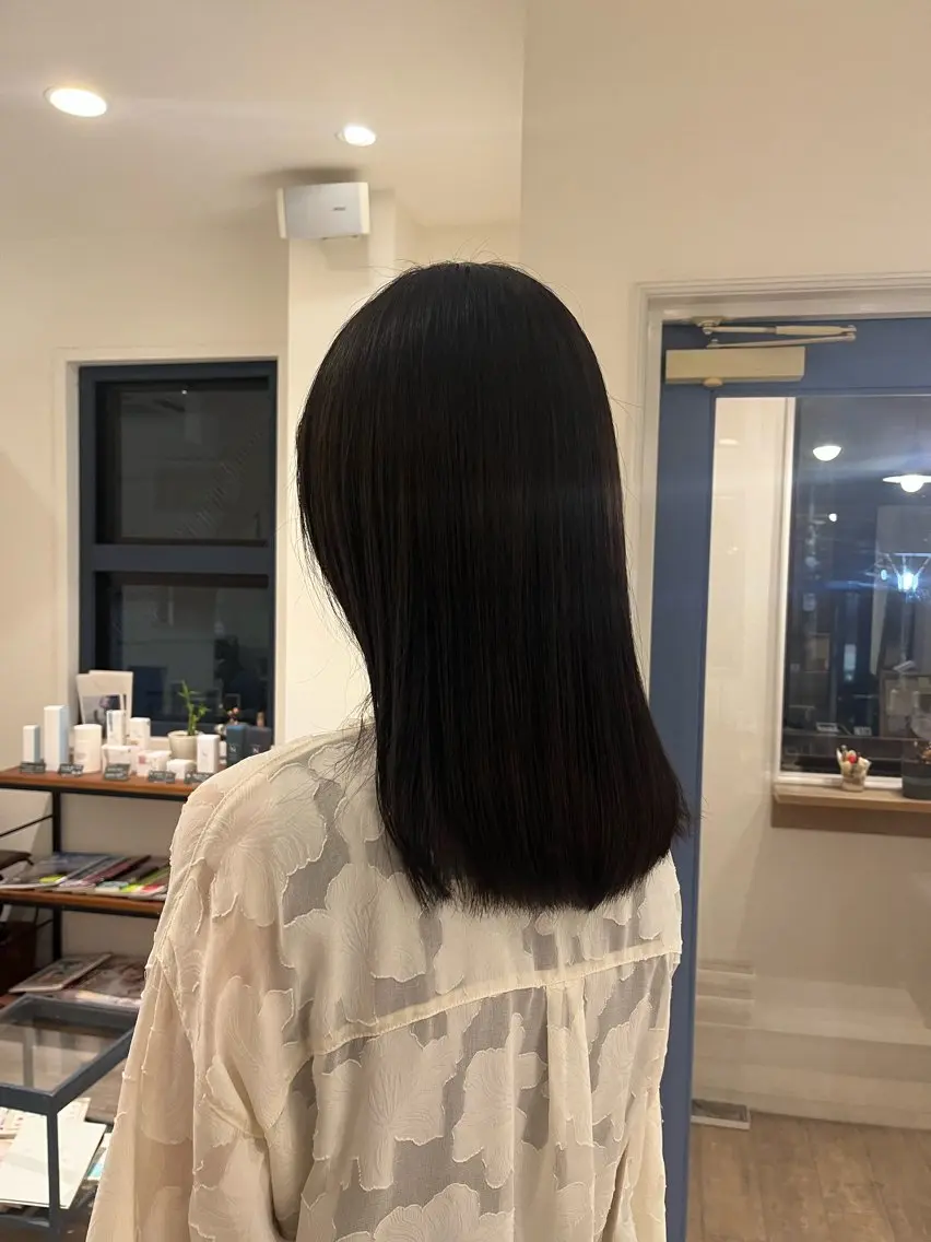セミロング カラー カット 縮毛矯正 トリートメント 上品な暖色/丸みボブ Chie🪷のヘアスタイル