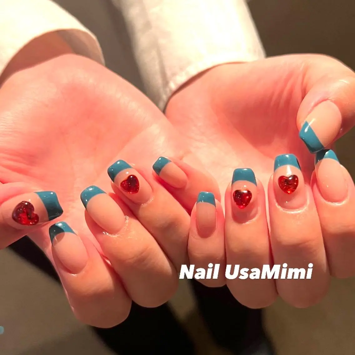 ネイル オーロラネイル フットネイル ジェルネイル 氷ネイル・うるうるネイル キラキラネイル 本町ネイルNail UsaMimiのネイルデザイン