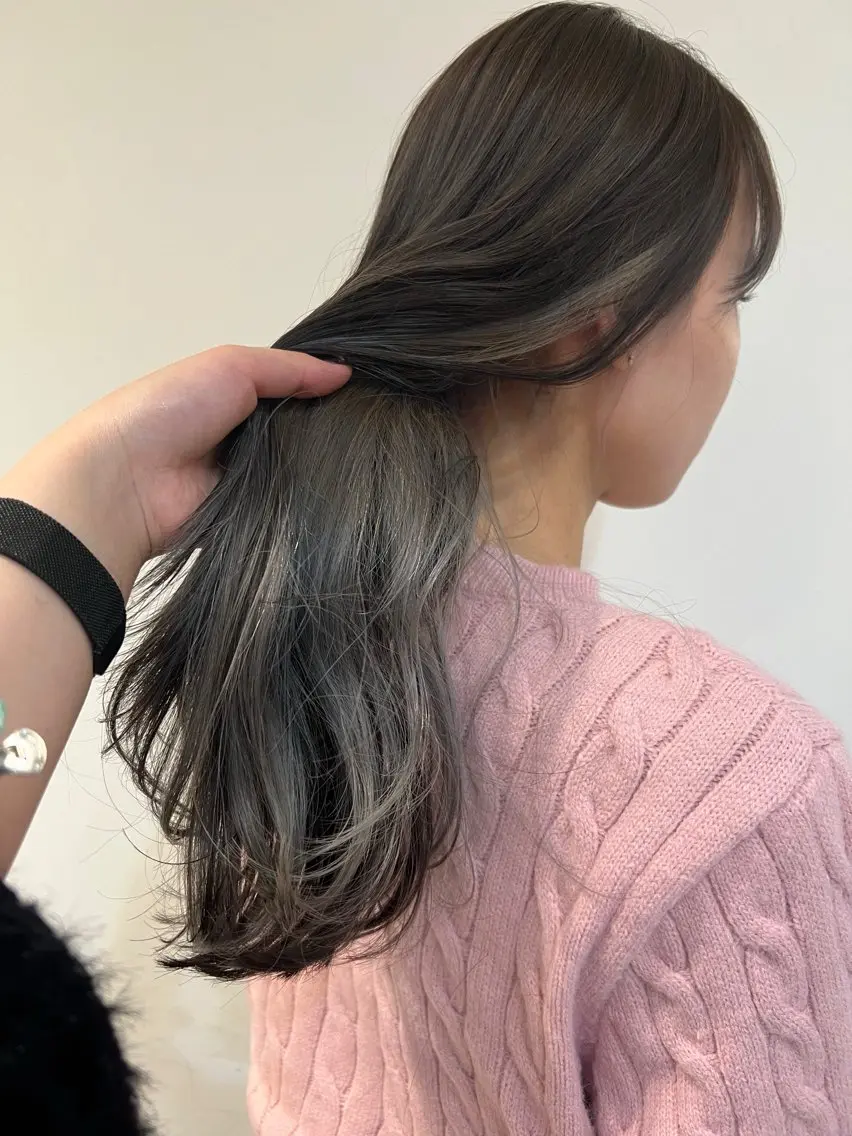 セミロング カット ヘアカラー トリートメント mizuki ,のヘアスタイル