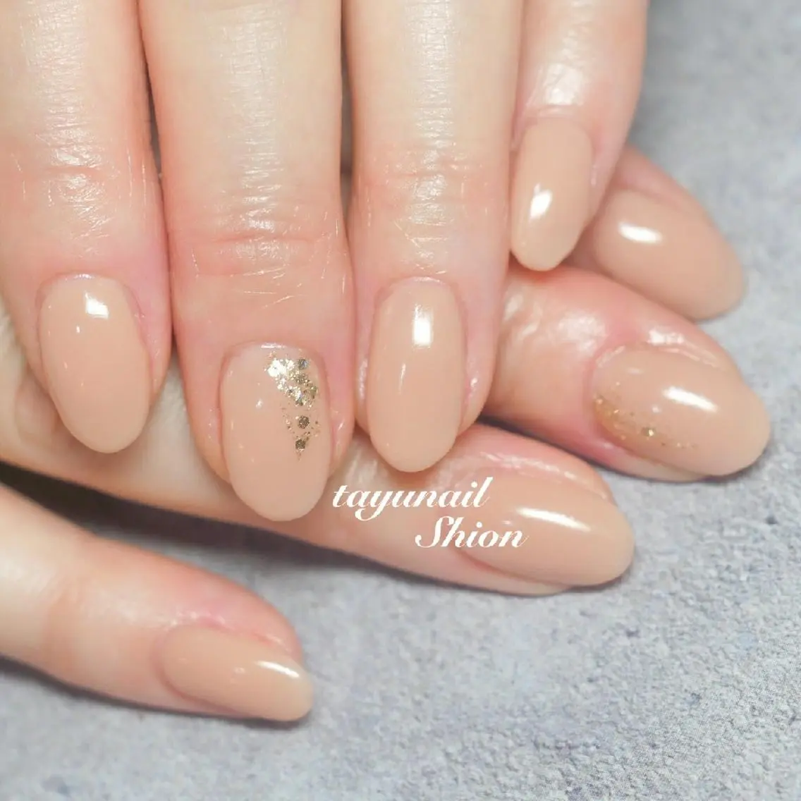 ネイル アートネイル ブルー ジェルネイル キラキラネイル ワンカラーネイル ネイルサロン 【たゆnail】のネイルデザイン