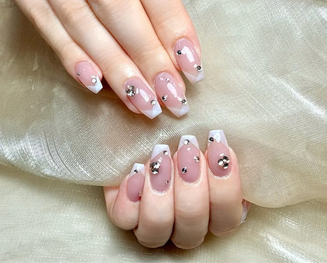 ネイル 持ち込み ハンドネイル ハンドケア L. Nailのネイルデザイン
