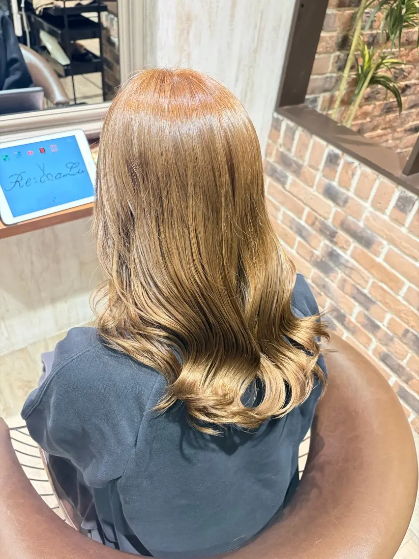 カラー ブラウンカラー ヘアカラー のまだ しずくのヘアスタイル