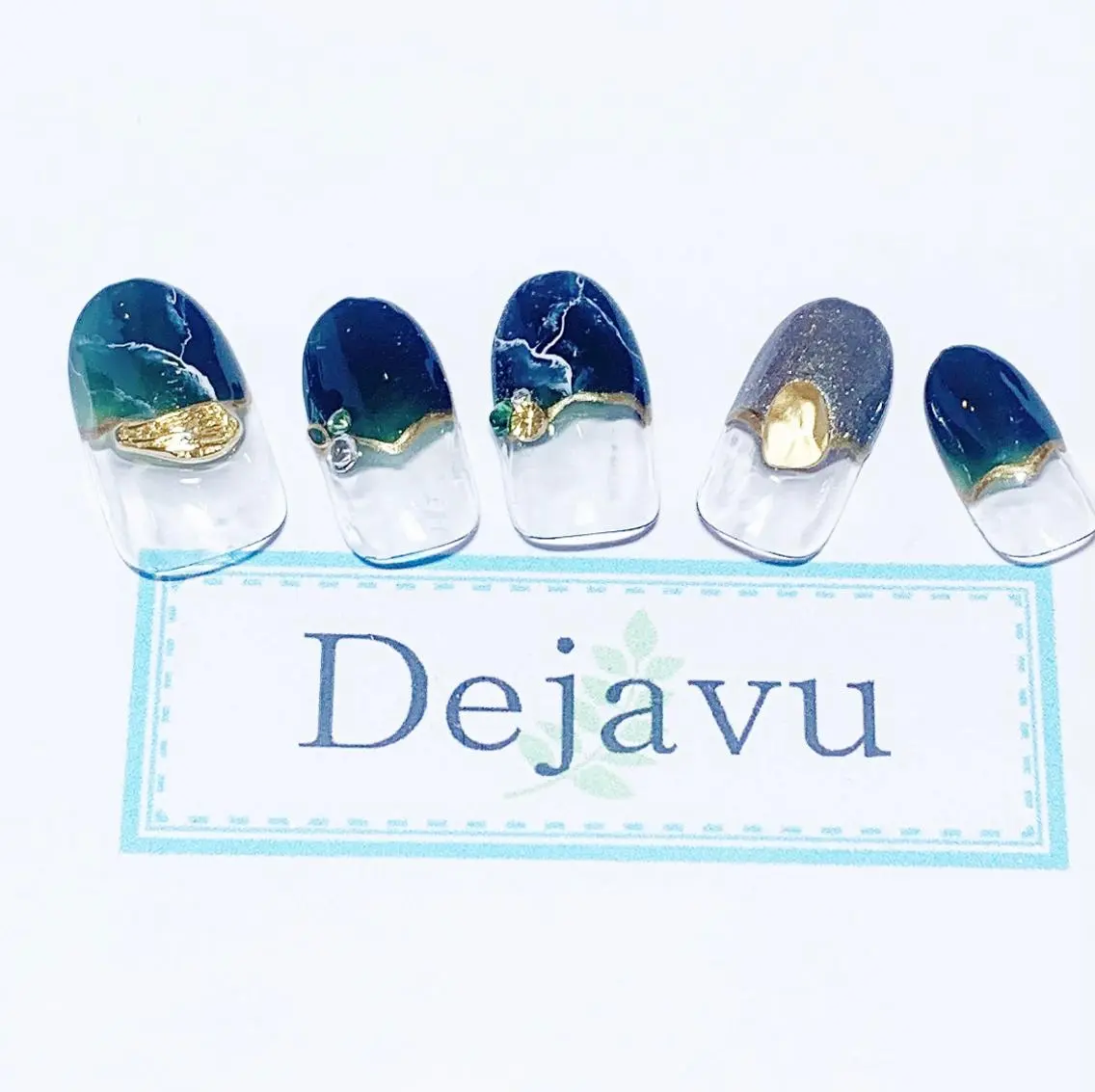 ネイル Nail salon Dejavu 🌿のネイルデザイン