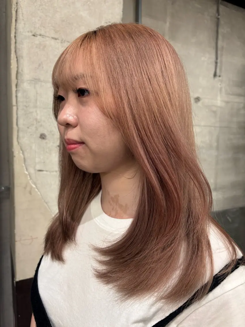 ロング レイヤーカット 佐久間 萌のヘアスタイル