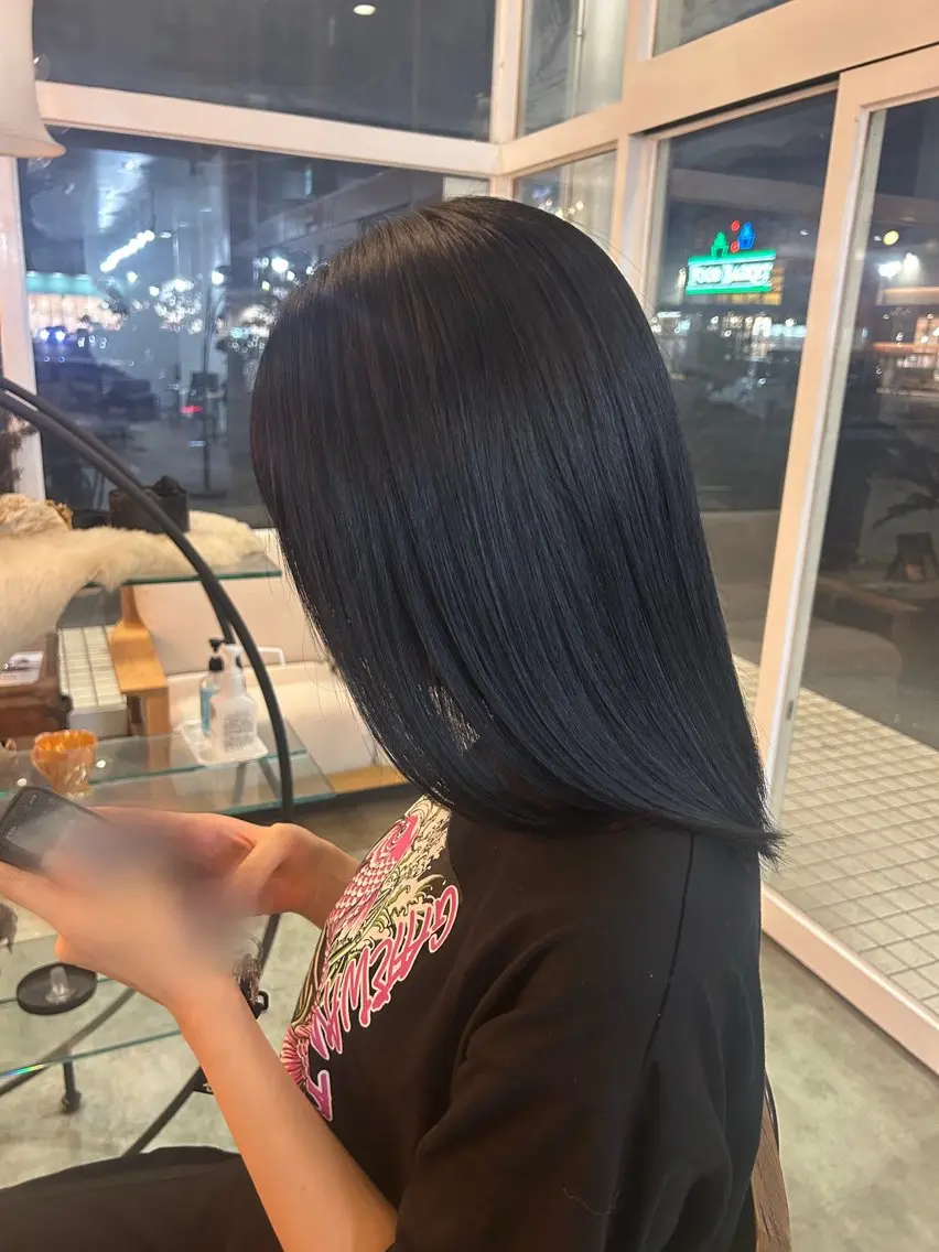 ミディアム ヘアカラー トリートメント YUIMARL SUZUKAのヘアスタイル