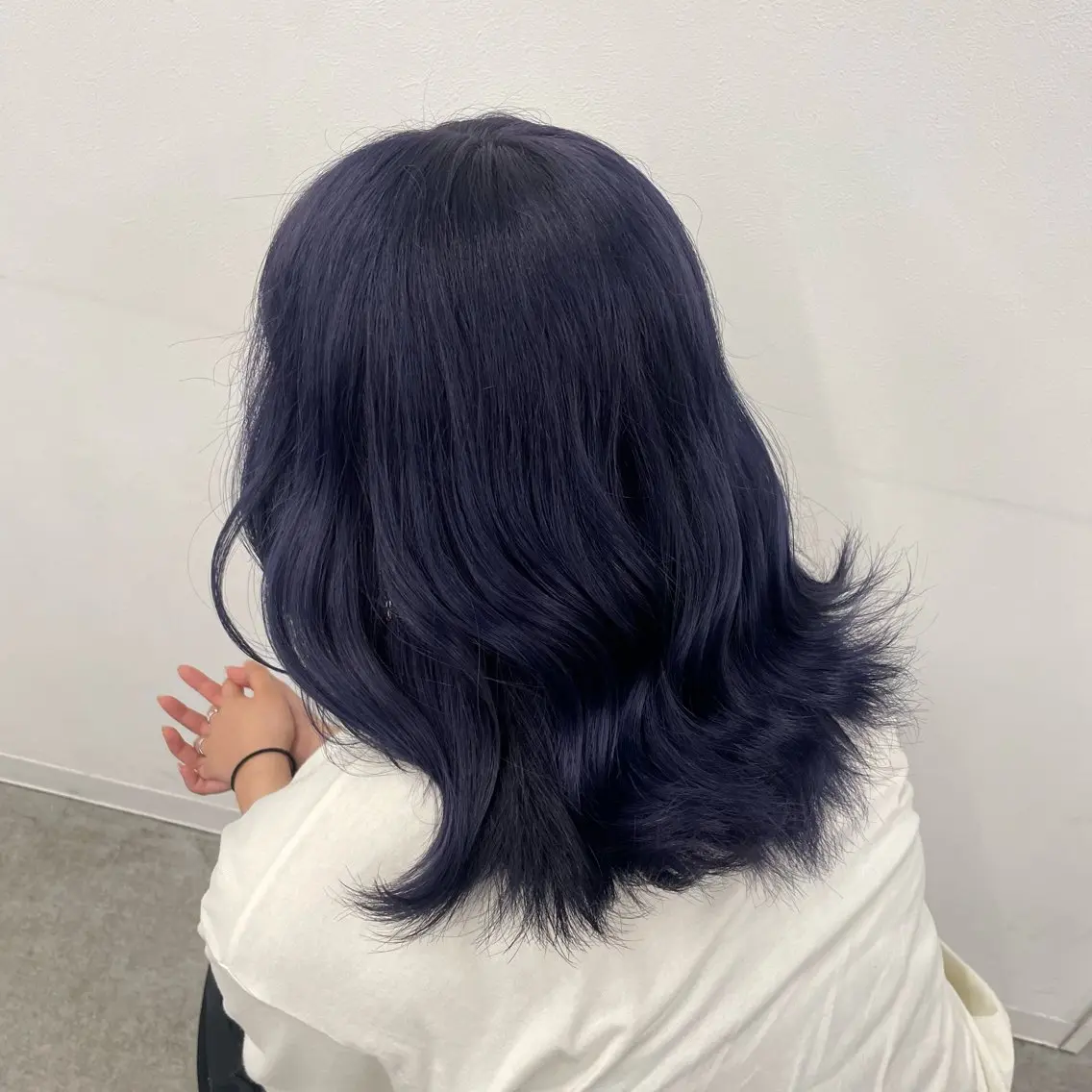 ロング カラー ラベンダー💜 グレージュ🩶のヘアスタイル