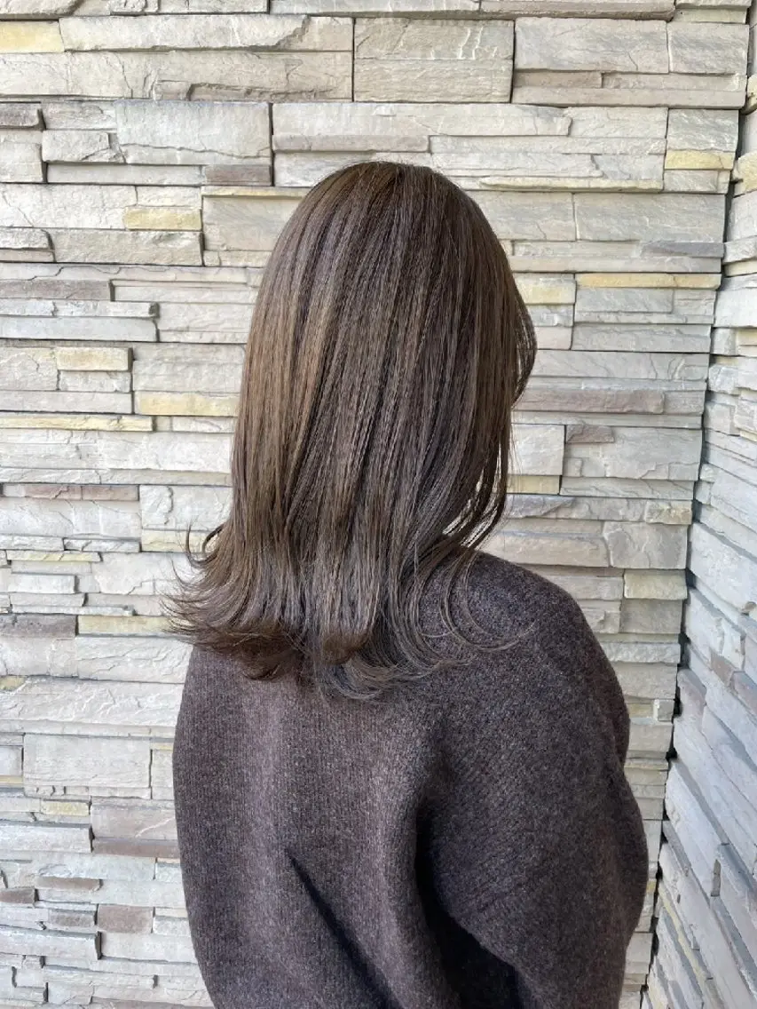 カラー トリートメント 梶村 桃歌のヘアスタイル