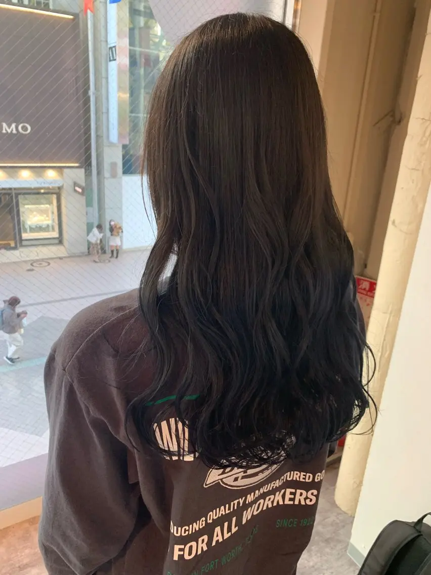 ロング カラー 黒髪 ブルーカラー ブルーブラック 高橋 一樹のヘアスタイル