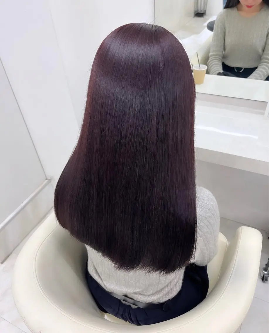 ロング カラー カシス ピンクカラー momo /レイヤー/暖色のヘアスタイル