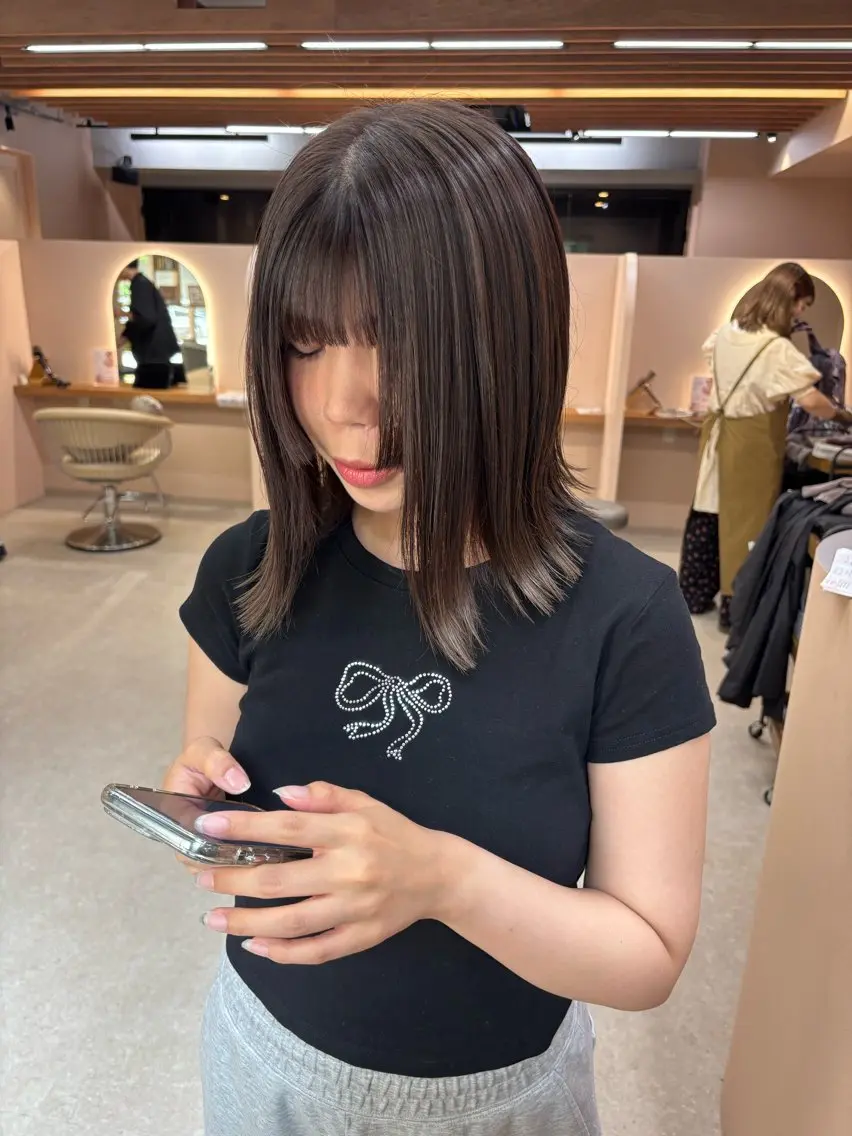 セミロング カット ヘアカラー トリートメント ROCCOeast りんな/ハイトーン♡のヘアスタイル