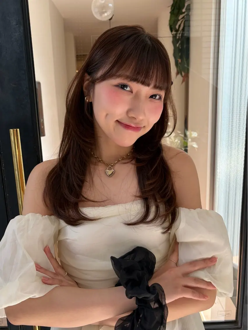 ロング レイヤーカット るな/暖色、 ベージュカラー🎀のヘアスタイル