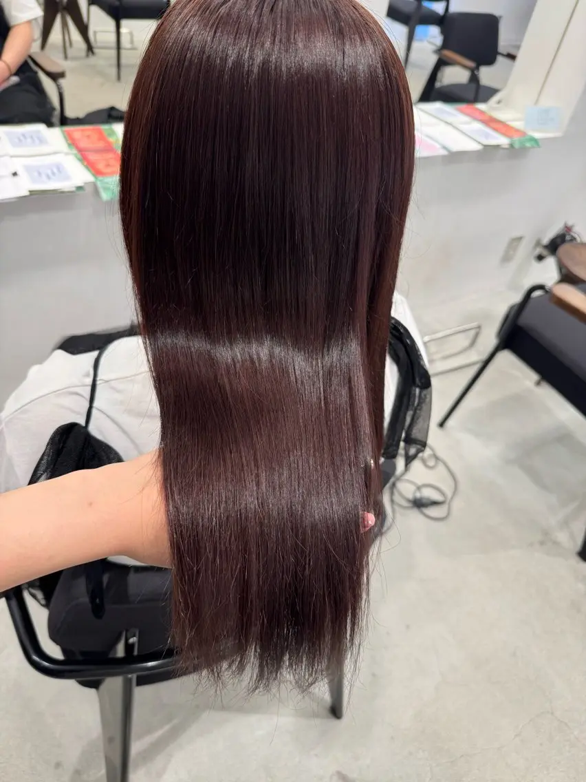ロング カラー ブラウンカラー ココアブラウン 萩原 紗妃のヘアスタイル