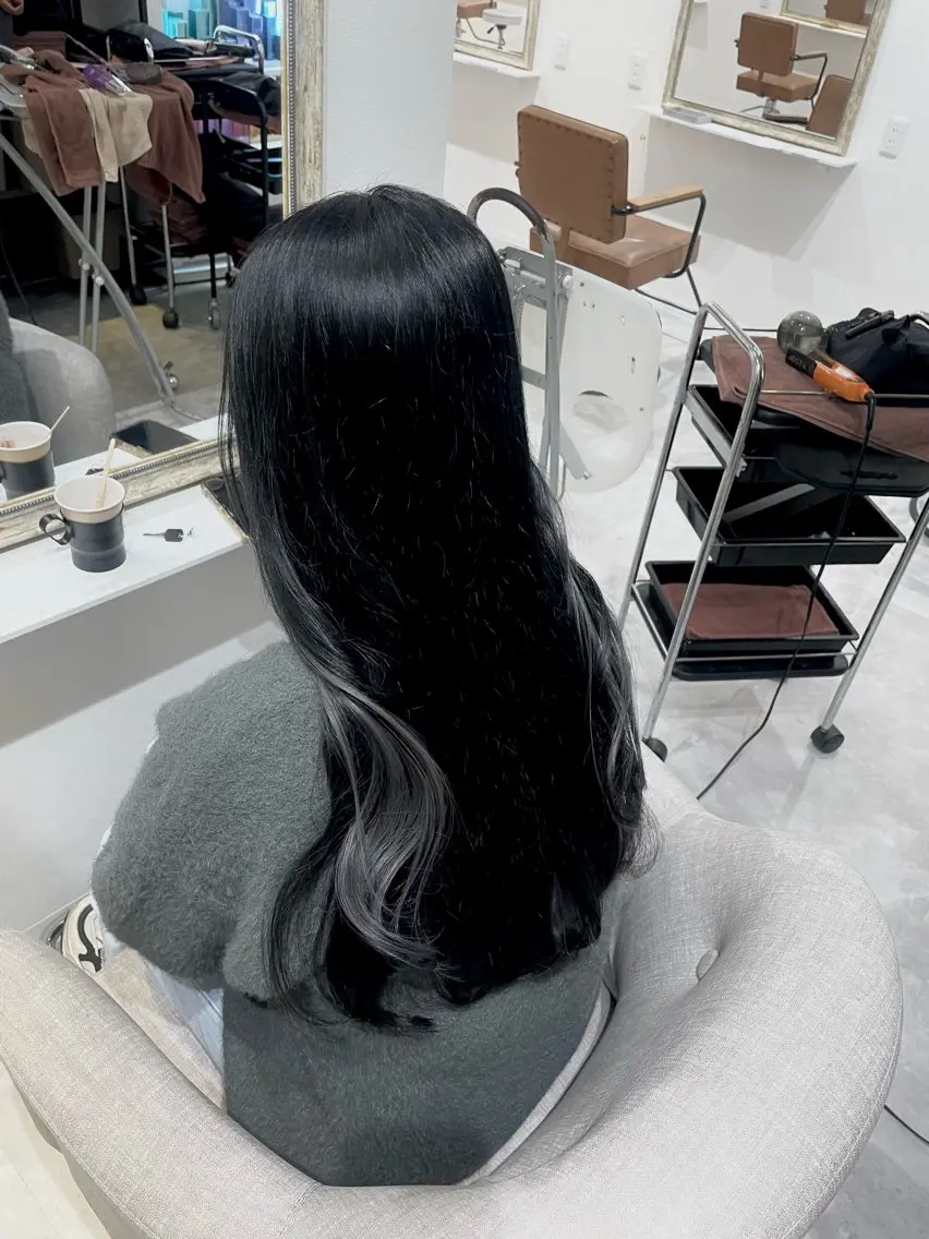 ロング カラー 黒髪 ブルーカラー ブルーブラック 垢抜け似合わせカラー /梅田 /ayanaのヘアスタイル
