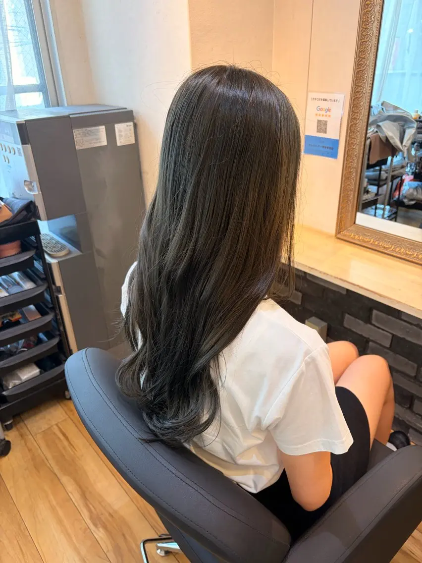 ロング カラー ヘアカラー koki/ ハイトーンカラーのヘアスタイル