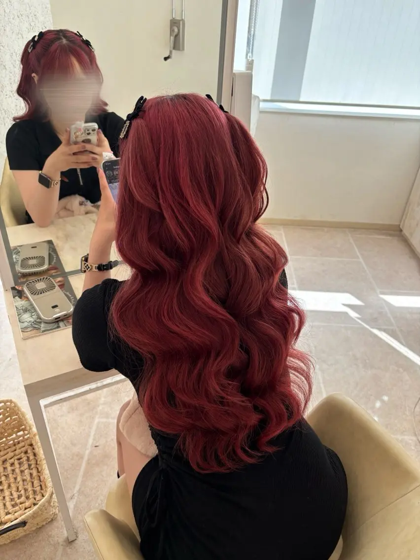 ロング Shion Nのヘアスタイル