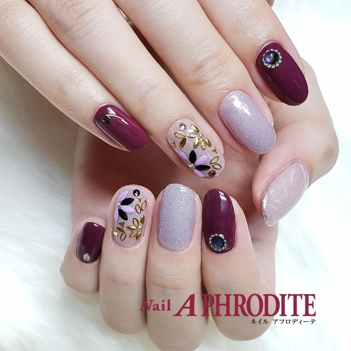 ネイル 持ち込み ハンドネイル Nail  Aphroditeのネイルデザイン