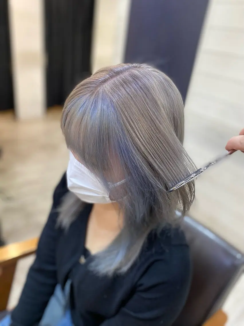 ミディアム カラー ヘアカラー トリートメント ヨシダ フミノリのヘアスタイル