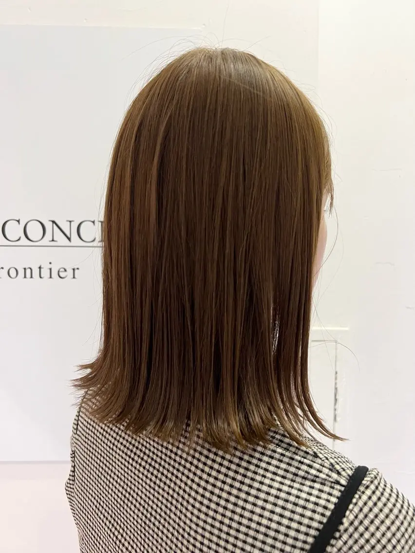 ミディアム 小顔カット 外ハネヘア 骨格/顔型/伏見/ 佐藤 里菜のヘアスタイル