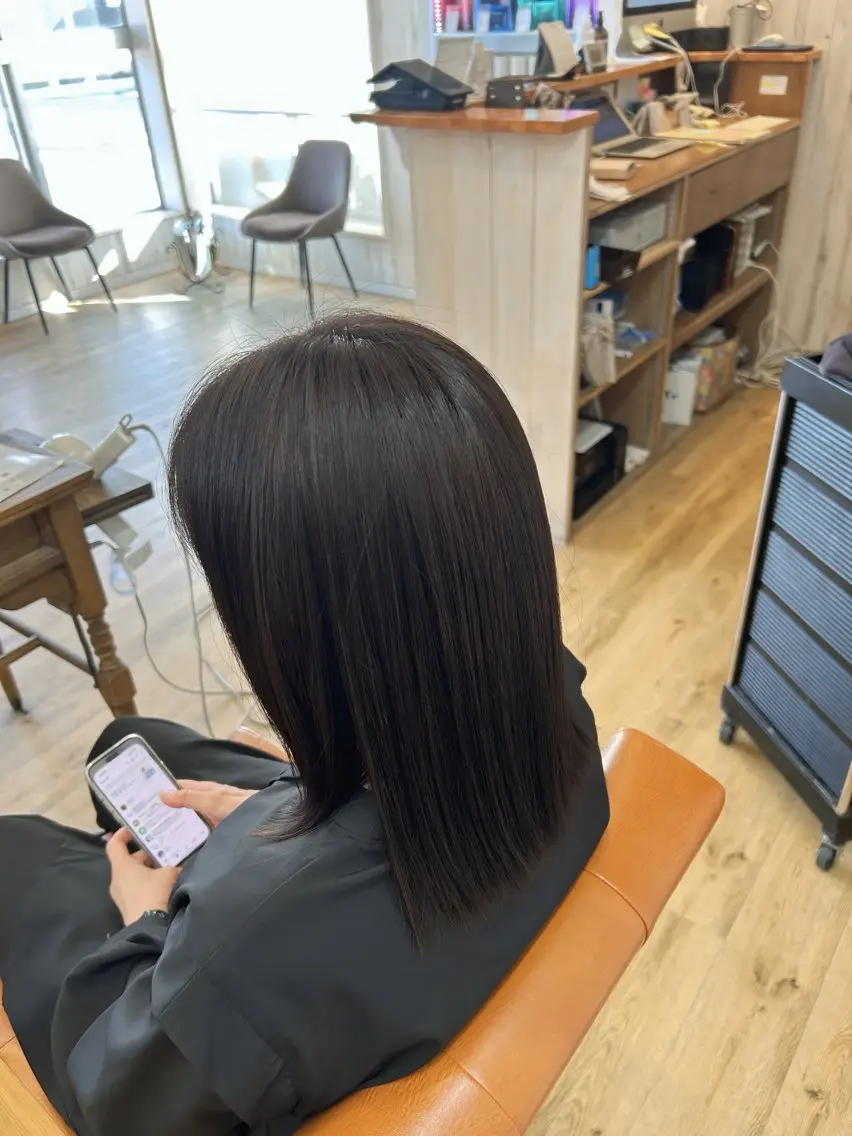 セミロング カット ヘアカラー トリートメント ✨縮毛矯正✨艶髪✨️ 髪質改善✨鴻巣✨️のヘアスタイル
