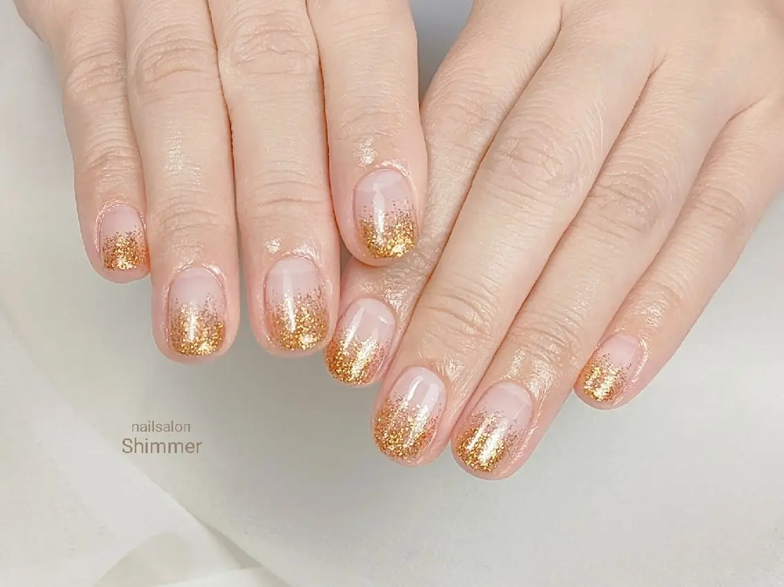 ネイル グラデーション ラメ(グリッター) ラメグラデーション Shimmer Asakoのネイルデザイン