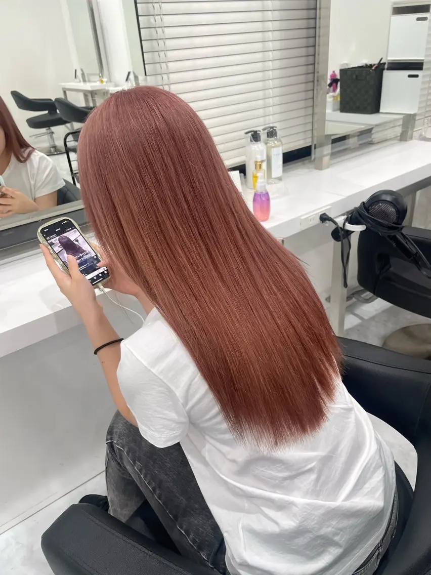 ロング カラー ピンクカラー ラベンダー💜 グレージュ🩶のヘアスタイル