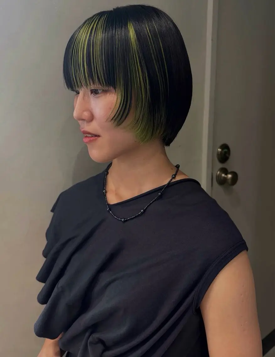 ショート カラー ブリーチ ヘアカラー ICI / ナオ/ 似合わせカラーのヘアスタイル