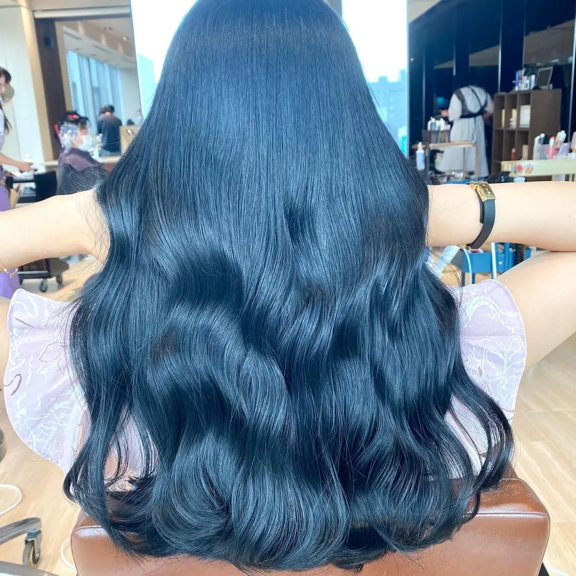 セミロング カラー カット ヘアカラー トリートメント 顔まわりの神様✨ 透明感カラー藤嶋秀幸のヘアスタイル