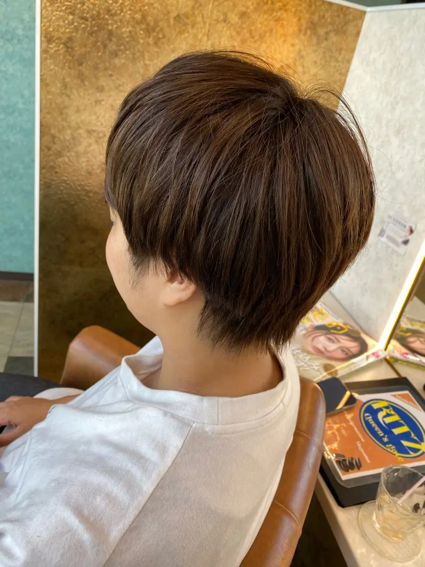 ショート カラー ママ美容師 Tsuchiyaのヘアスタイル