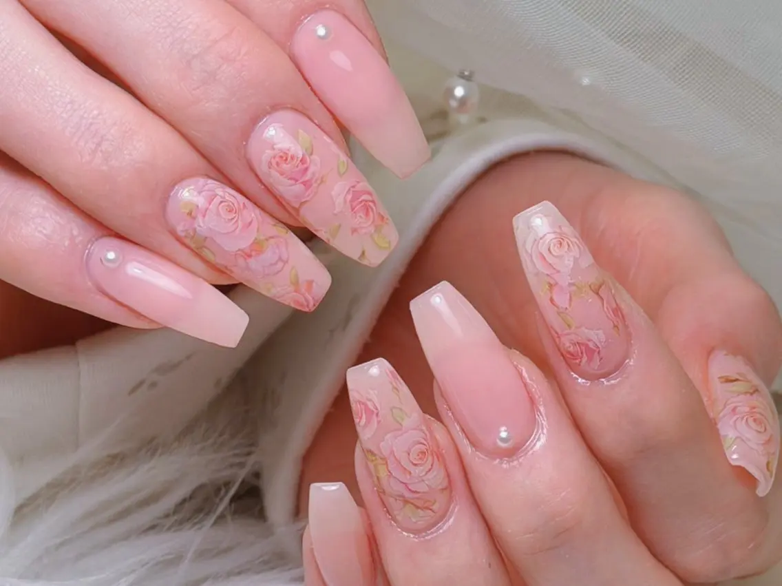 ネイル lucky nail 歌舞伎町のネイルデザイン