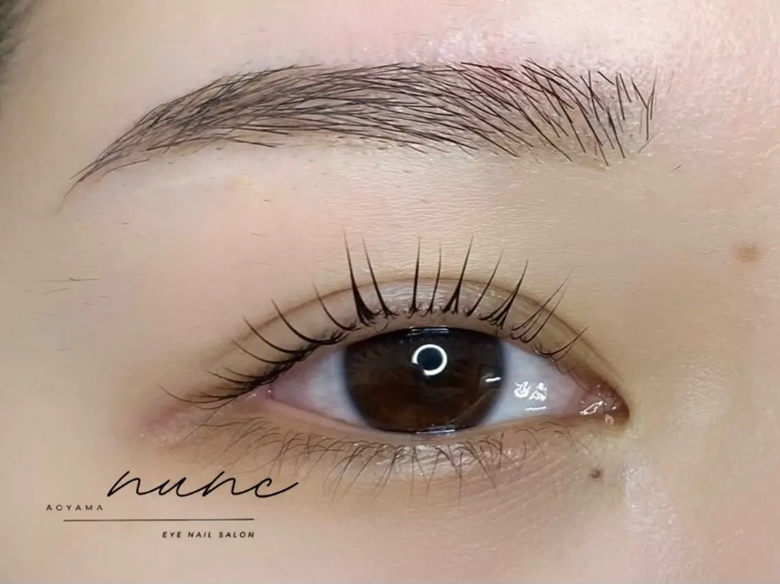 eyebrow styling🤍眉毛WAX➕毛量調整間引きの写真