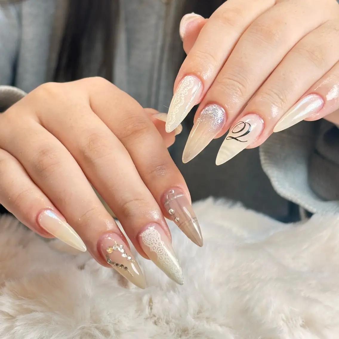 ネイル 桜ネイル 長さ出し フレンチネイル 韓国ネイル マグネットネイル ハンドネイル Kiwami nailsalonのネイルデザイン