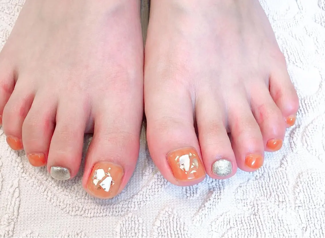 ネイル フットネイル ミラーネイル nailsalon SIMB.のネイルデザイン